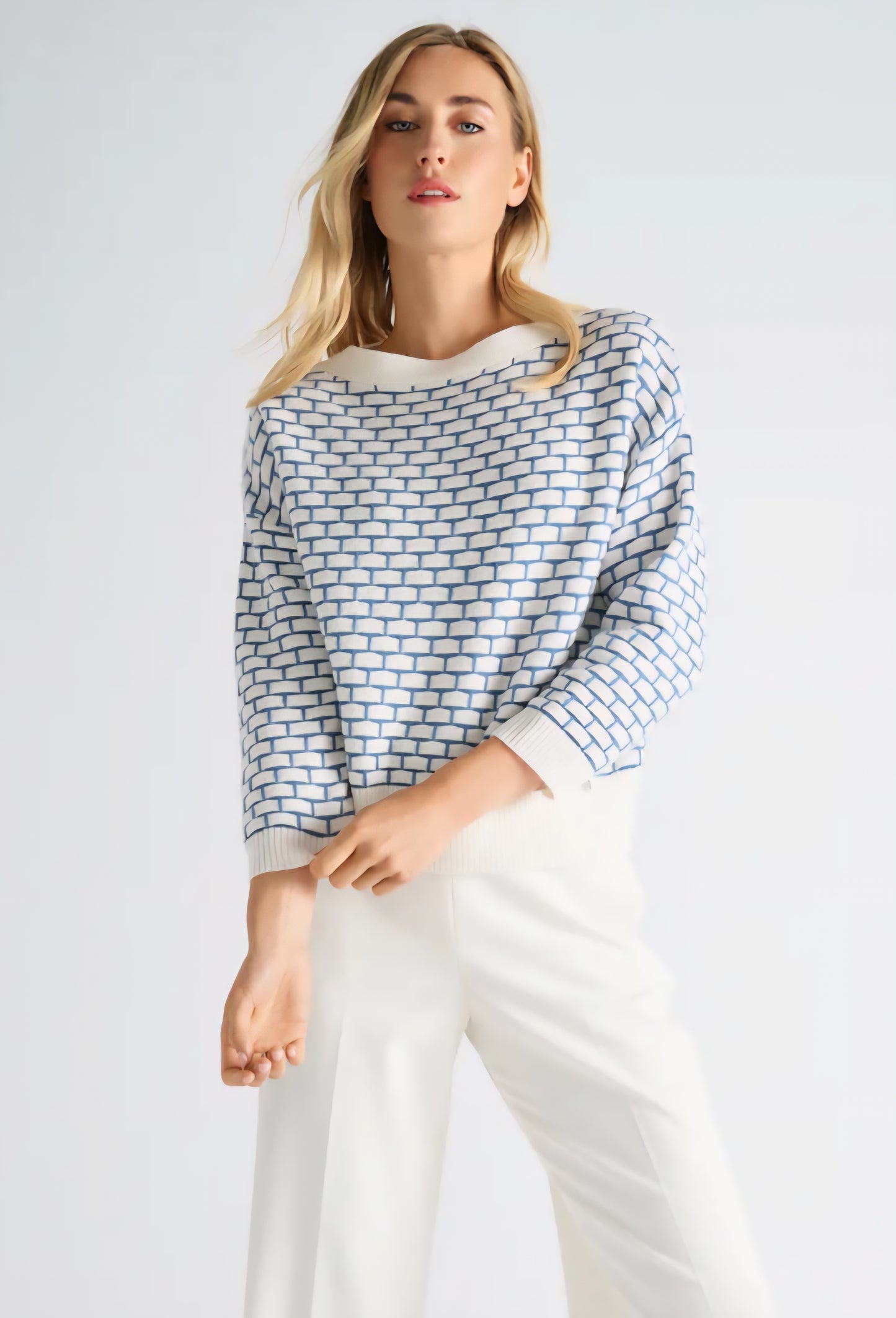 Marie Mero Geometric blue and white jumper