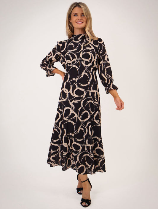 kate and pippa black and cream dress