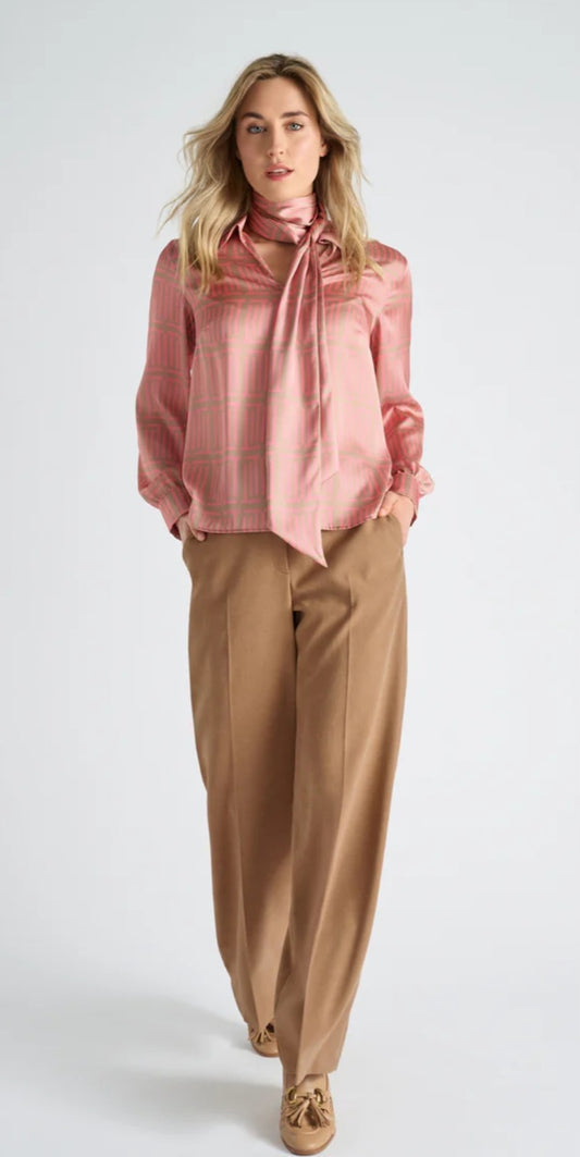 Marie Mero Classic Tailored